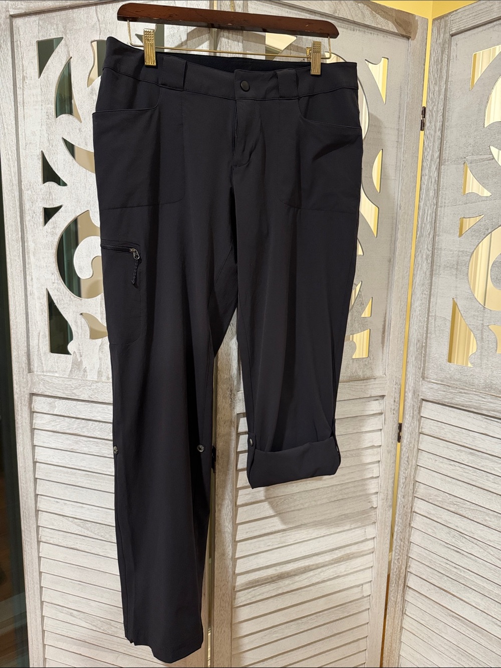 Eastern Mountain Sports Women's Straight Leg Convertible Pants - Black